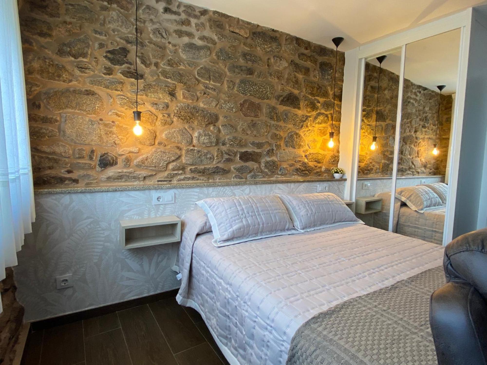 Apartamentos Curras En Tourinan Εξωτερικό φωτογραφία