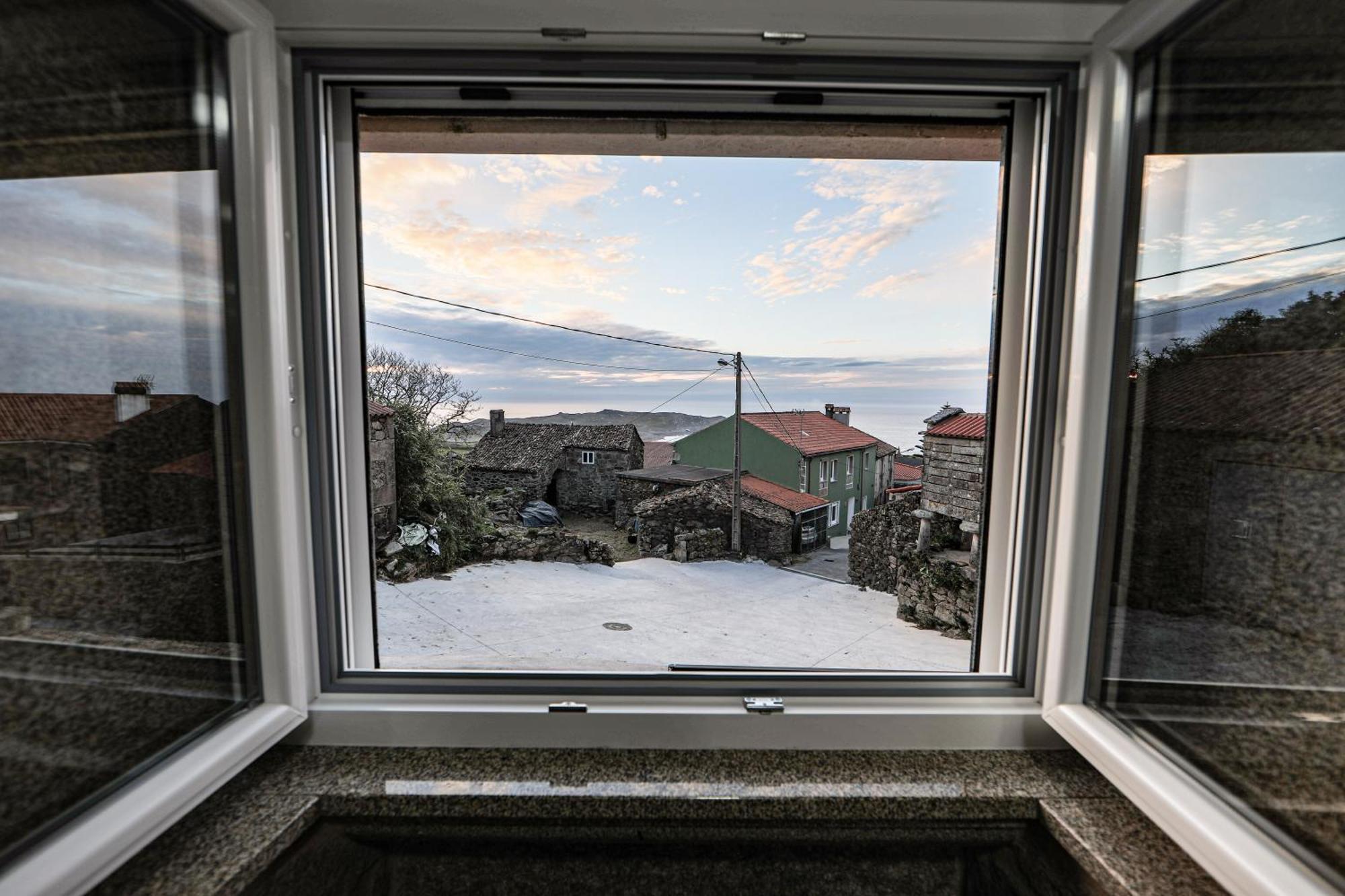 Apartamentos Curras En Tourinan Εξωτερικό φωτογραφία