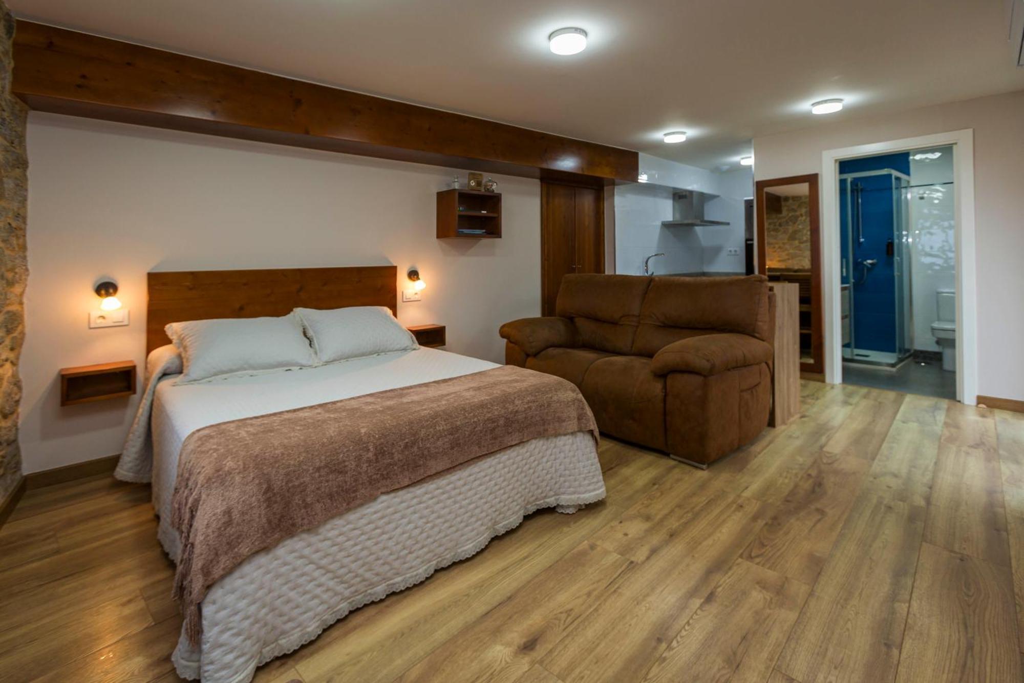 Apartamentos Curras En Tourinan Εξωτερικό φωτογραφία