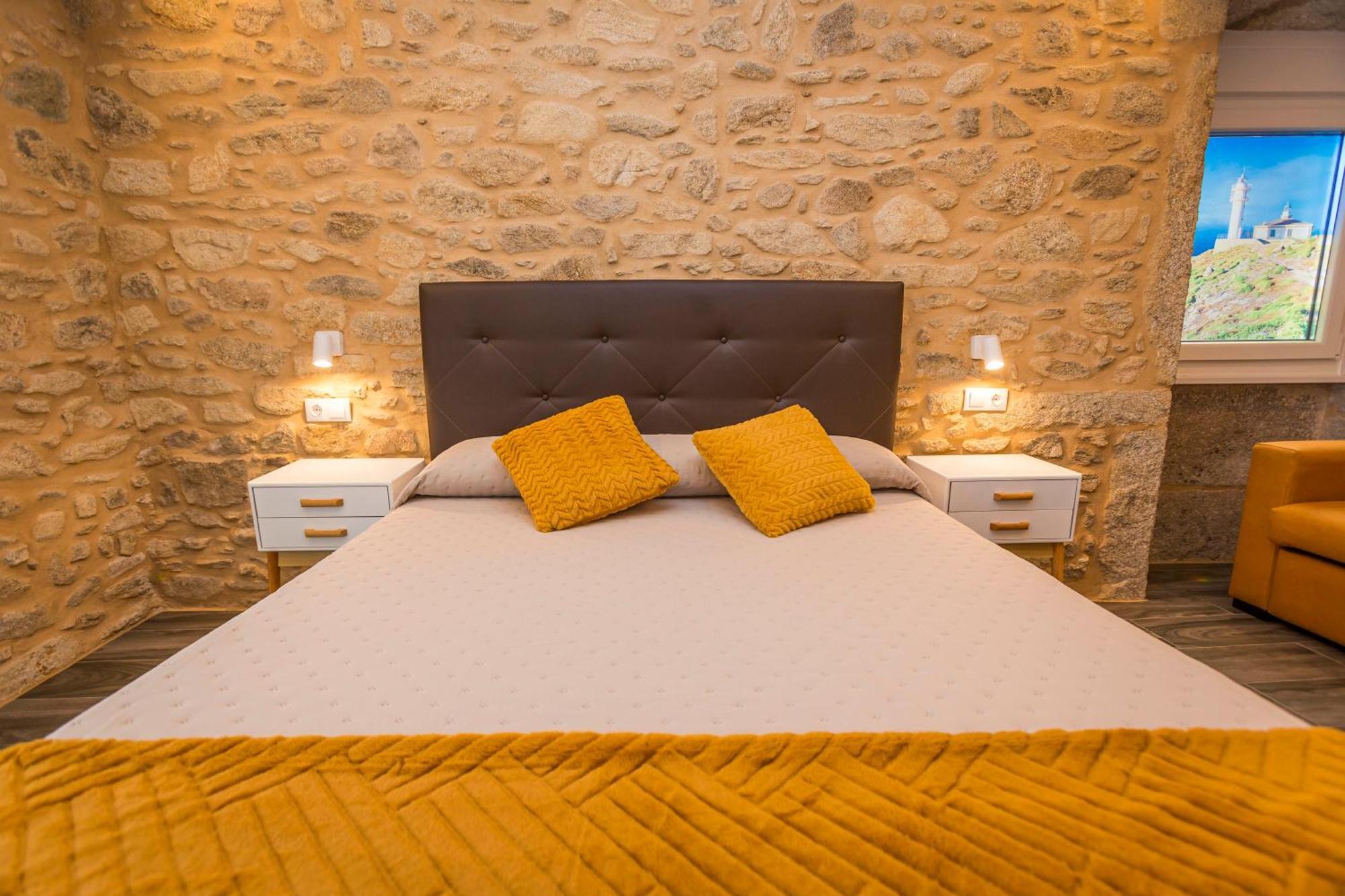 Apartamentos Curras En Tourinan Εξωτερικό φωτογραφία
