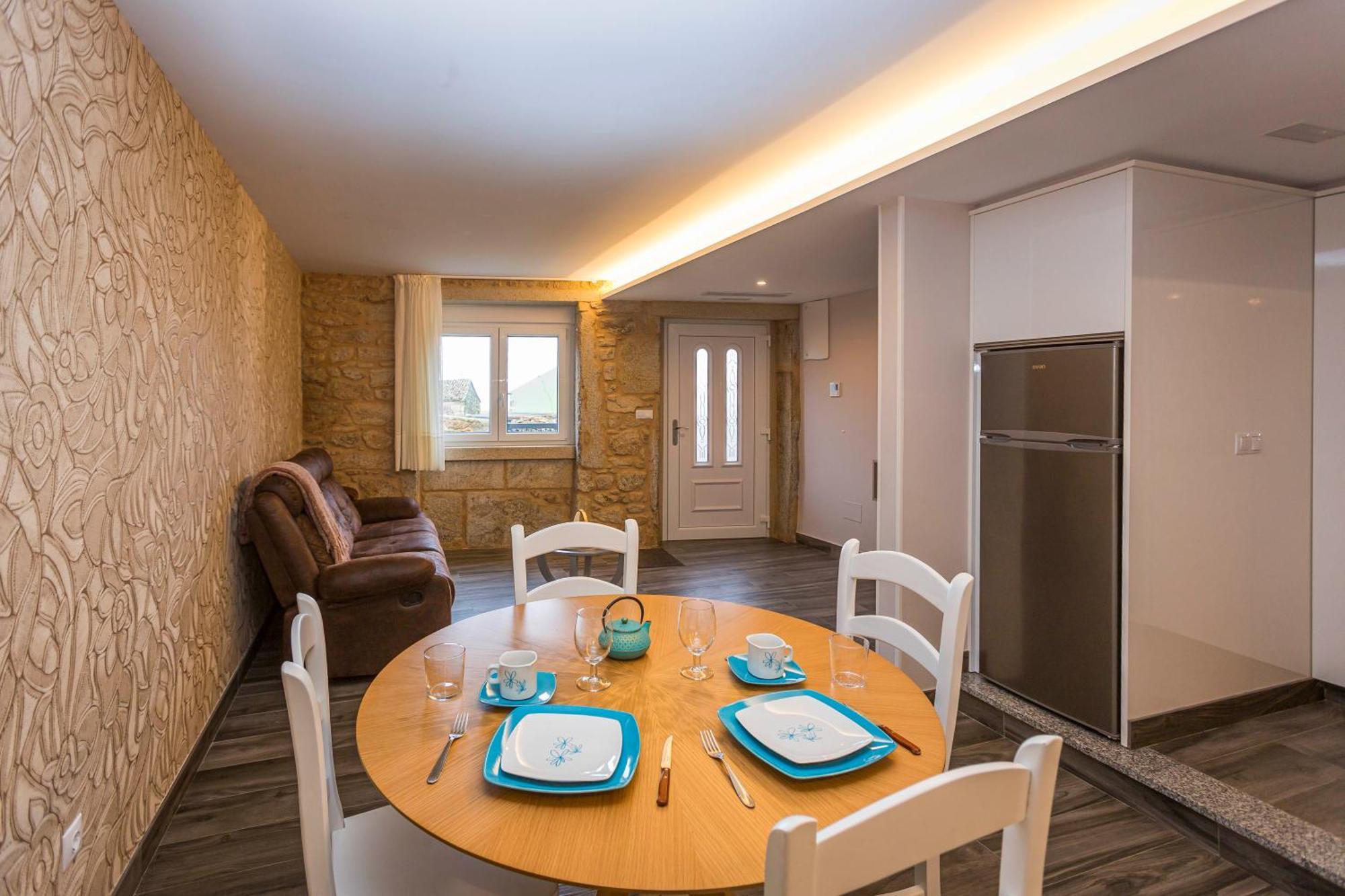 Apartamentos Curras En Tourinan Εξωτερικό φωτογραφία