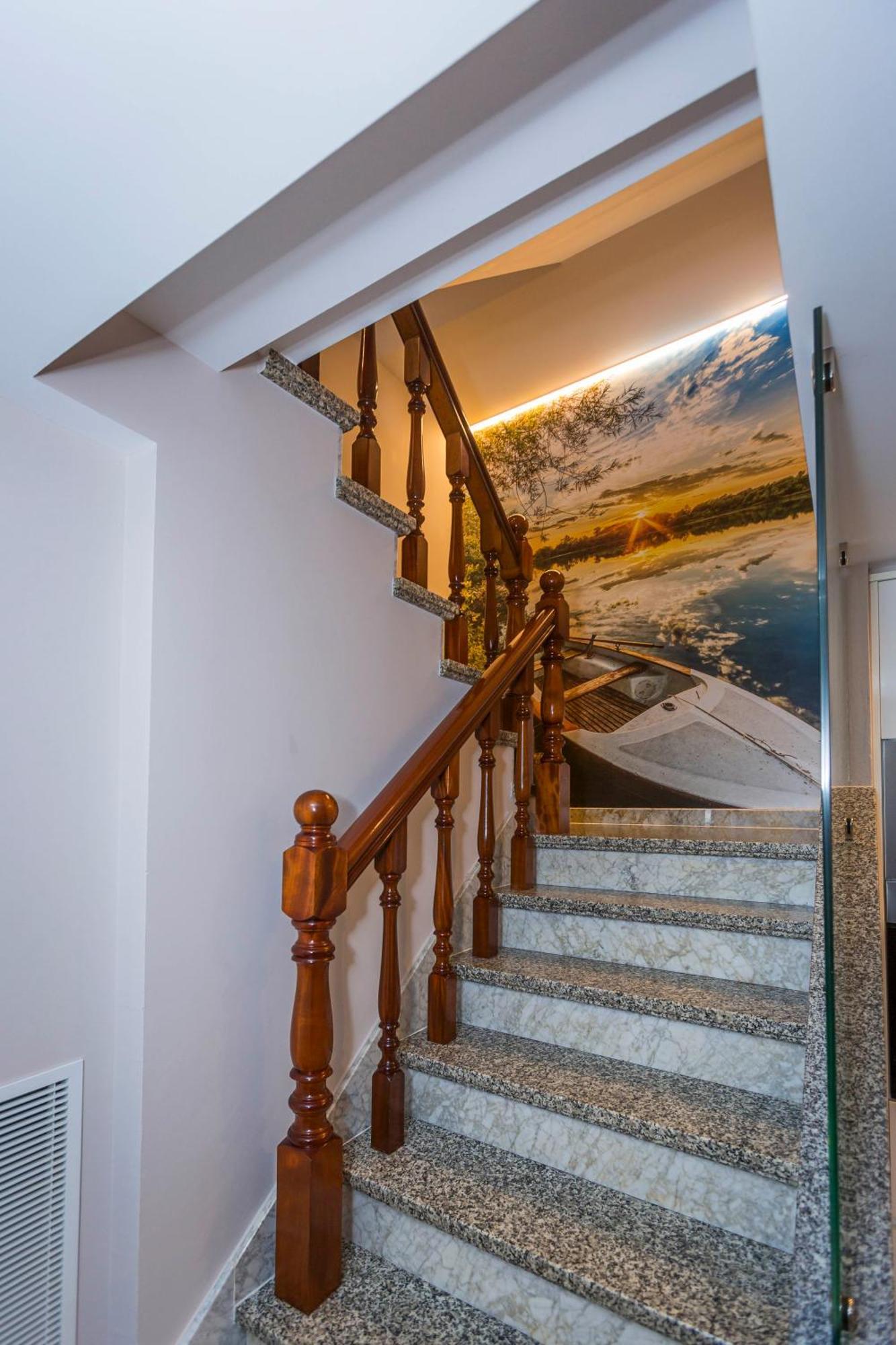 Apartamentos Curras En Tourinan Εξωτερικό φωτογραφία