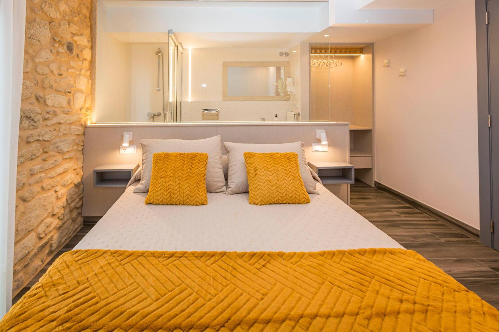 Apartamentos Curras En Tourinan Εξωτερικό φωτογραφία