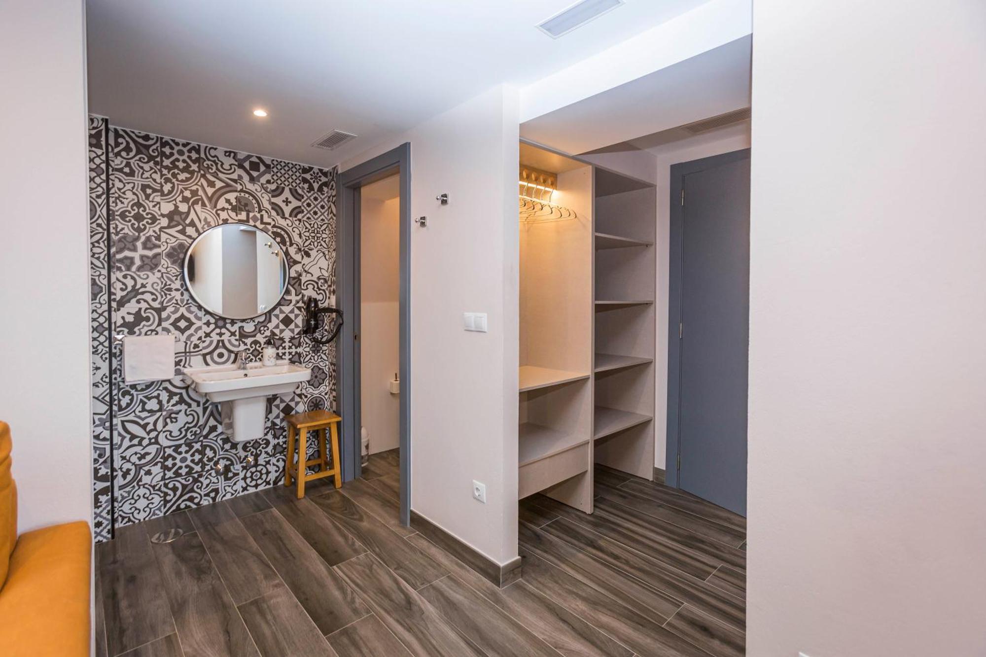 Apartamentos Curras En Tourinan Εξωτερικό φωτογραφία